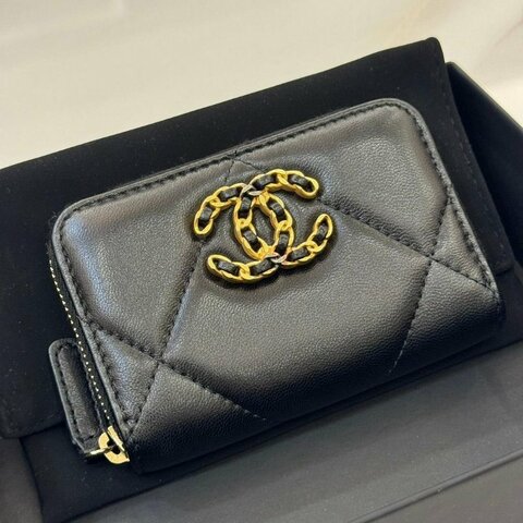 CHANEL 19 拉鍊零錢包黑金(芯片款)