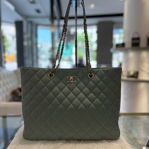 CHANEL 牛皮GST 淺綠色 晶片款
