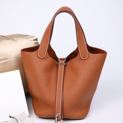 Hermes Y刻棕色picotin锁头菜篮子手提包