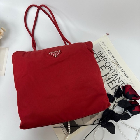 【赫蒂國際精品】Prada 普拉達 經典的 Tessuto 尼龍托特包 vintage