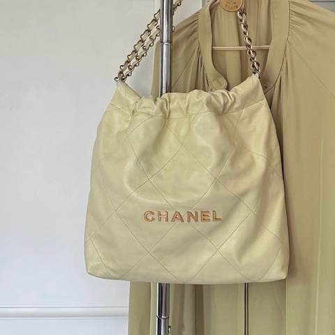 💎Chanel香奈兒｜22bag 酪梨🥑垃圾袋｜中號｜閒置新帶膜芯片款