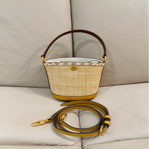 Tory Burch 草編黃色小水桶包/手提肩背包/99閒置新美品