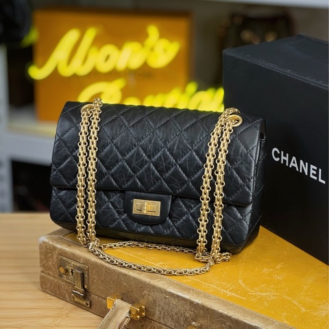 在台現貨CHANEL 經典黑金2.55 Reissue 口蓋鏈包25cm🖤近全新商品