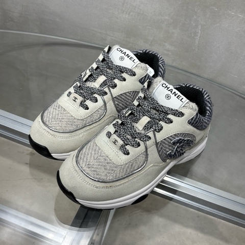 Chanel/香奈兒 米白灰 經典雙C運動鞋 尺碼/37碼