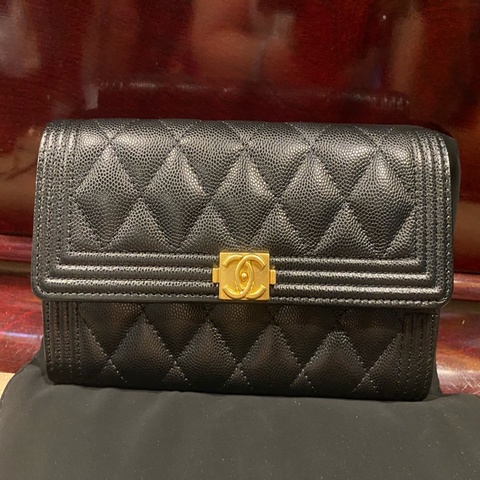 Chanel boy黑金長夾全新全配