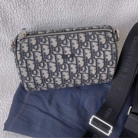 ✨Dior迪奧｜藍色老花刺繡 Roller圓筒信使包｜98新2020年