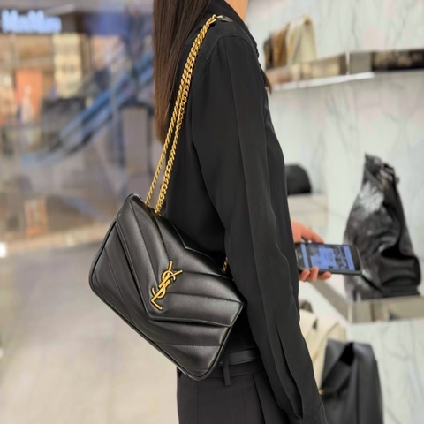 YSL聖羅蘭 LOULOU系列黑金V紋羊皮信封包 鏈條包小號