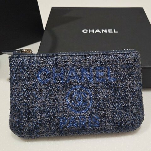 CHANEL香奈兒牛仔丹寧金蔥LOGO一字拉鍊零錢包/ 卡包