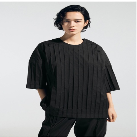 全新 size3 產量稀少 衣長70cm-ApocAble IsseyMiyake -蒸氣拉伸黑線條上衣 寬鬆男女可穿