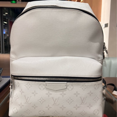 Louis Vuitton 路易威登 Discovery 阿波羅 白色 雙肩包 背包 書包 芯片款 尺寸：30 x 40 x 20