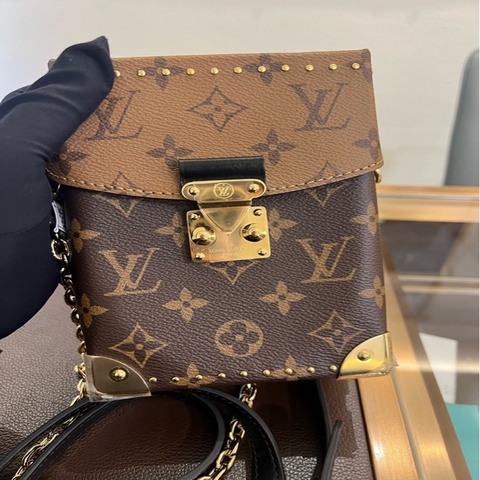 路易威登Louis Vuitton Camera Box 芯片 Monogram Reverse 塗層帆布