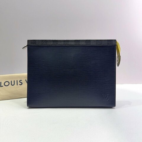 LV Epi Pochette Voyage手拿包