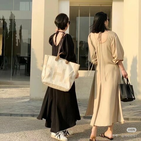 CHANEL 米白字母帆布 手提肩背沙灘包 38*37*13 98新配件塵袋