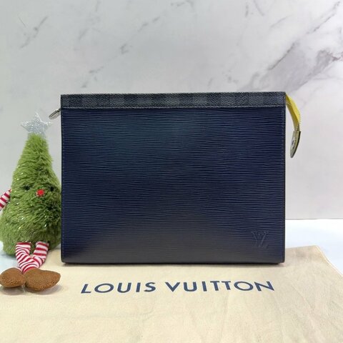 LV 藍色Epi Pochette Voyage手拿包