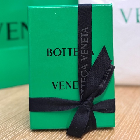 BOTTEGA VENETA 鈔票夾