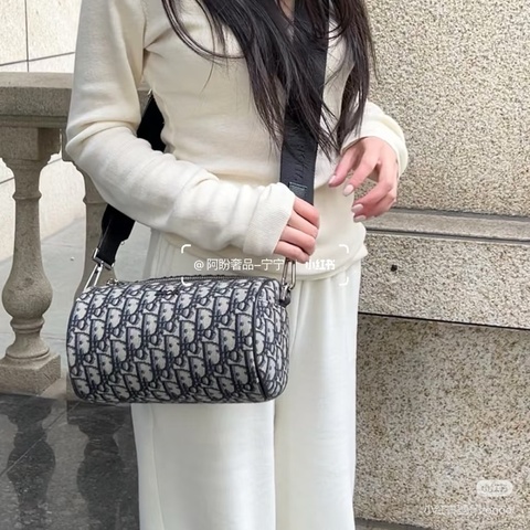 # 98新2020年 圓筒信使包🔥Dior迪奧藍色老花刺繡 Roller