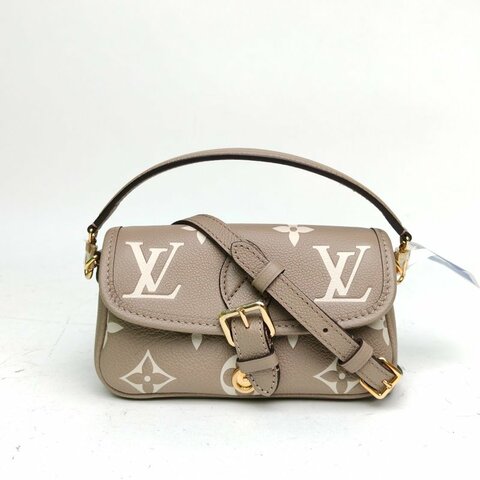 LOUIS VUITTON Diane法棍包灰色牛皮晶片肩背包
