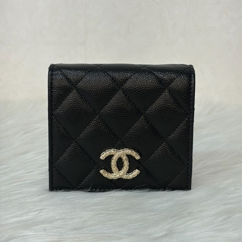 CHANEL AP4085 雙C壓紋LOGO小牛皮 荔枝皮 對開 短夾 零錢包