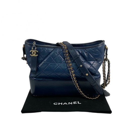 △ CHANEL 香奈兒 Navy Calfskin Silver And Gold Tone Metal, Ruthenium-Finish Metal Gabrielle Medium No.27 Chain Shoulder Bag 深藍色小牛皮銀色和金色金屬, 鍍釕金屬No.27鎖鏈肩背包-267011992