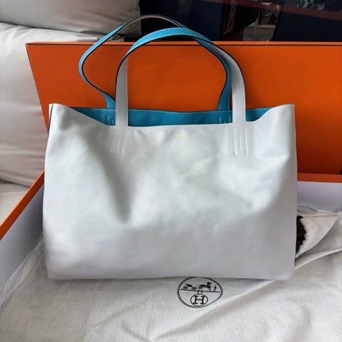 愛馬仕Hermes 牛仔藍/冰川白Double Sens35雙面tote購物袋，框R刻，成色很棒98