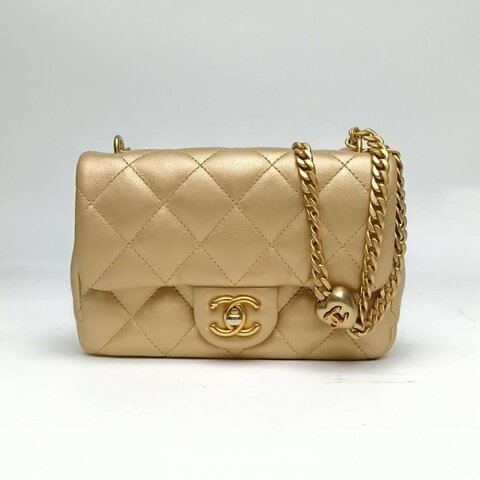 CHANEL 23PCF口蓋包香檳色羊皮晶片開金扣愛心金球肩背包
