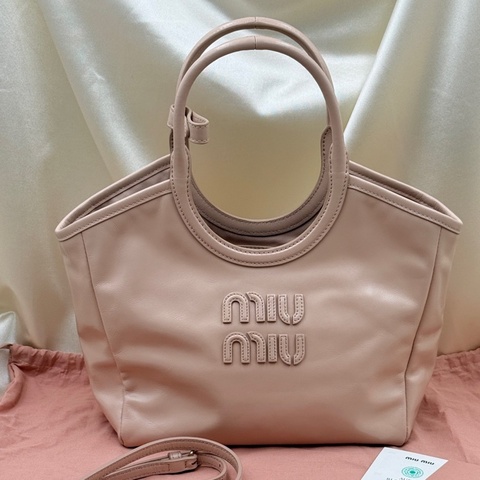 MIU MIU繆繆  可拆卸可調節肩帶刻字徽標 皮革 單肩斜挎手提包