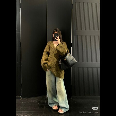 Chanel香奈兒25A黑金Hobo 
牛皮 雙C金扣 托特包
99新✨️