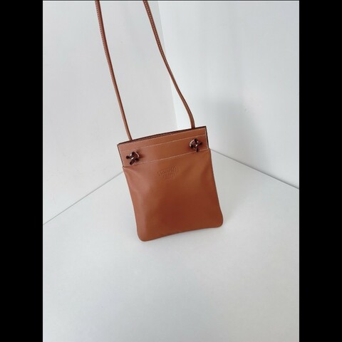 Hermes 愛馬仕 金棕銀扣 全皮斜挎包 98新✨️