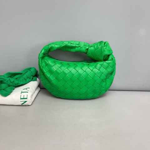 Bottega Veneta葆蝶家 Jodie绿色全皮编织手拿包 配塵袋
