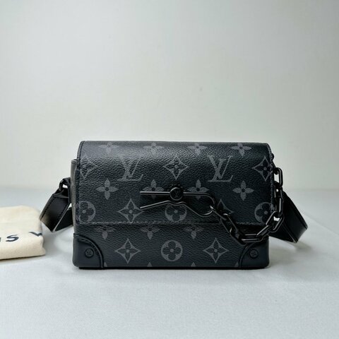 LV Steamer黑花翻蓋盒子包