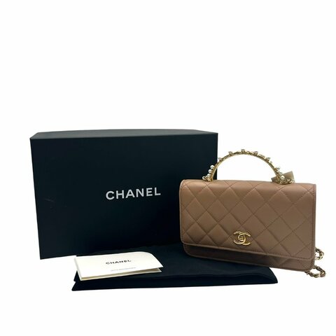 【美收精品】CHANEL  奶茶色珍珠手把口蓋包 C-651【隔月月中將轉賣至日本 上架期限30天】