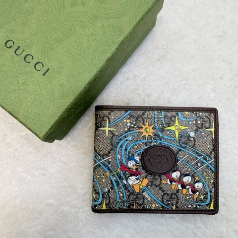 Gucci原花聯名Disney 8卡短夾