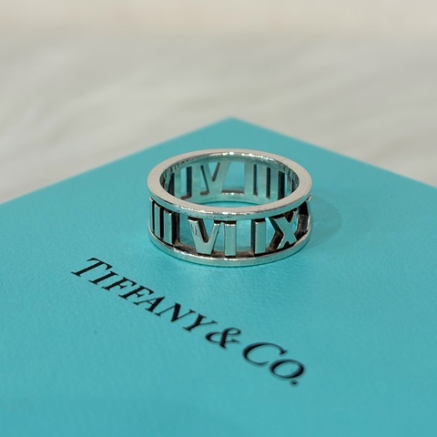 TIFFANY & CO.蒂芬妮 925 鏤空 羅馬數字 18 純銀 戒子 戒 戒指