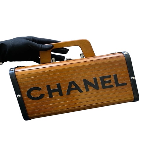 Chanel 木質走秀款手提箱