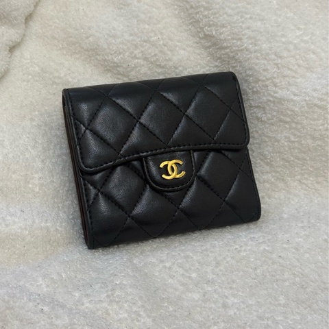 Chanel 經典三折黑金短夾