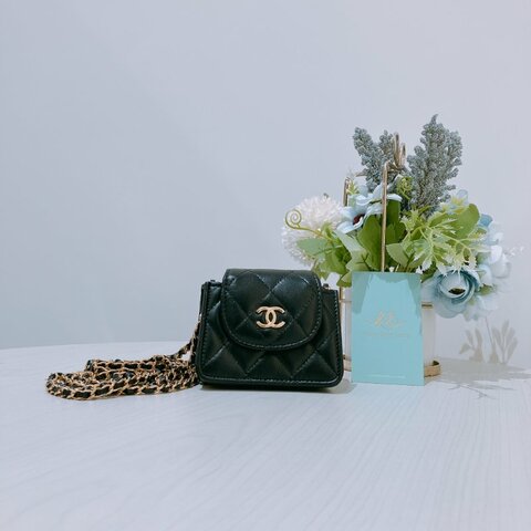 TK2086	香奈兒 黑金小羊皮    迷你小包 Accordion Round Flap Clutch With Chain lambskin Black X GHW