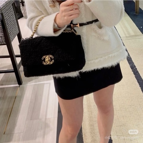 【威選精品】🖤 CHANEL 黑金粗花呢 19 Bag 小號 🖤