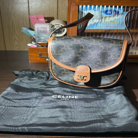 CELINE老花小馬鞍