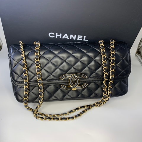 ꧁ Chanel 🖤埃及系列 大LOGO翻蓋包🤍黑金 ꧂