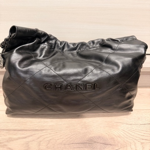 Chanel 22 black 小號