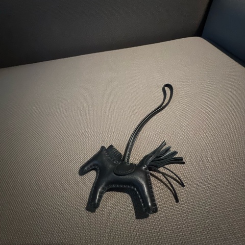 Hermes so black rodeo 小馬 Z刻