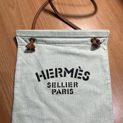 Hermes 帆布 肩背包 / 重量輕 (不二價）