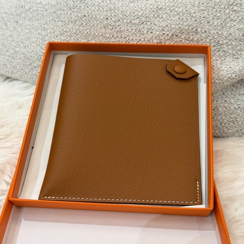Hermes/ 護照夾/ 金棕