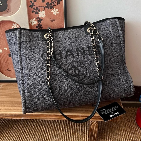 【近新閒置品】Chanel香奈兒黑灰編織沙灘單肩tote包 31開 卡標齊全