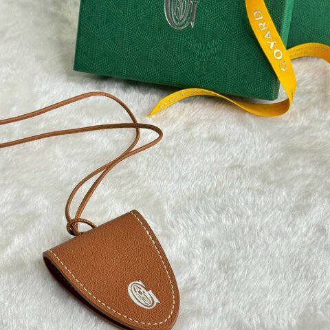 GOYARD 多功能磁吸包夾