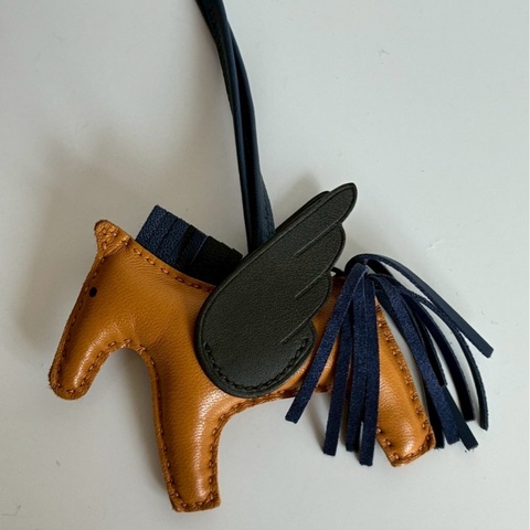 Hermes 芝麻色拼藍小飛馬🐎Z刻