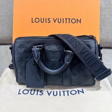 LV  keepall 25壓紋牛皮手提肩背包 晶片款