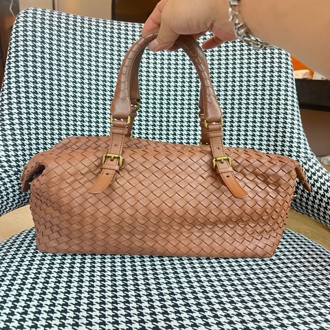 Bottega Veneta 葆蝶家 焦糖色BV編織波士頓包少見的獨特棕色