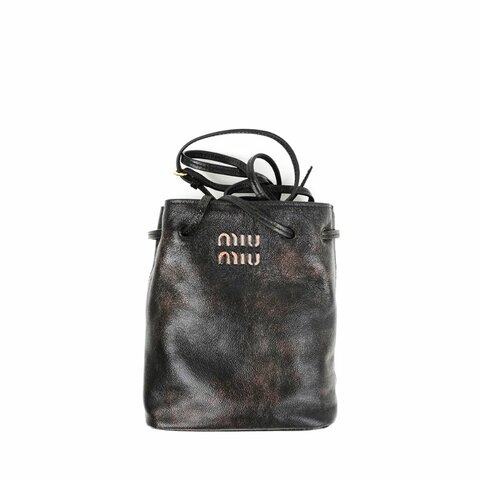 MIU MIU Nappa Leather Pouch 迷你水桶包｜Black 黑色 Nappa 羊皮手提單肩包｜KÉSH 凱仕精品