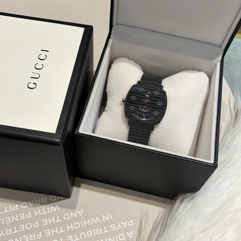 GUCCI不鏽鋼霧銀GG石英錶⌚️